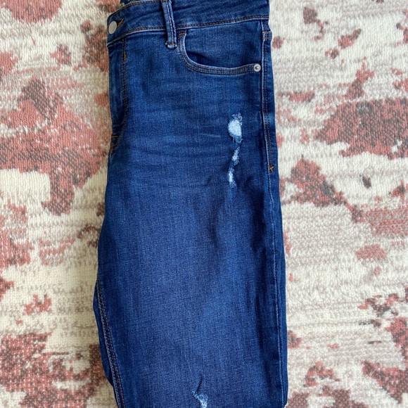 Old Navy Ripped Skinny Jeans (Tall) - Picture 2 of 9